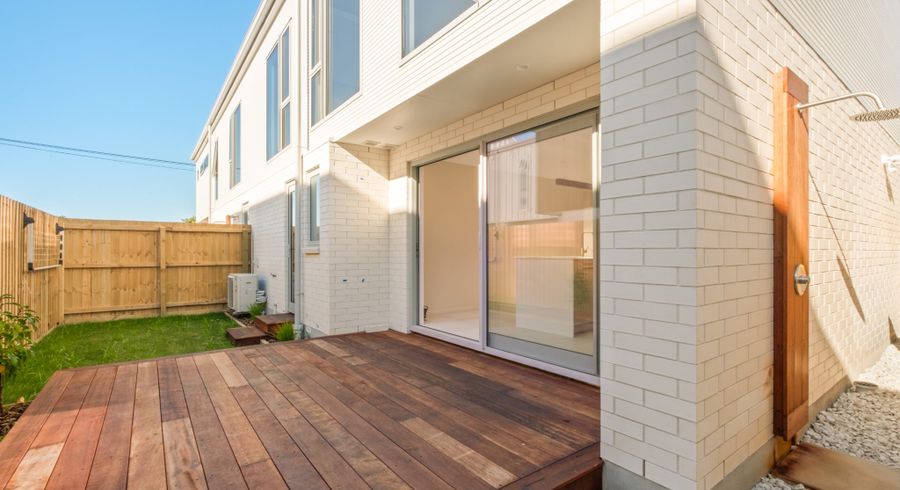  at 2/50 Marine Parade, New Brighton, Christchurch City, Canterbury