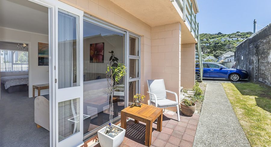  at 5/154 Onepu Road, Lyall Bay, Wellington