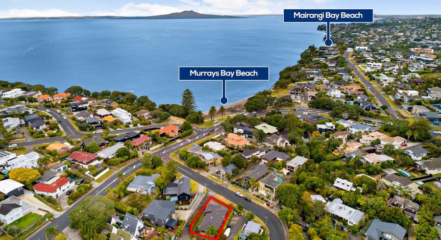  at 1/5 Westbourne Road, Murrays Bay, Auckland
