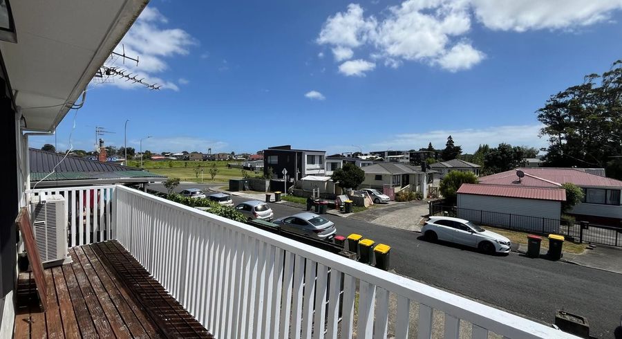  at 25A Swaffield Road, Papatoetoe, Manukau City, Auckland