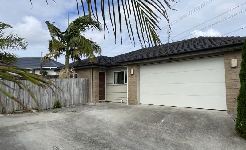  at 12 John Broad Place, Flat Bush, Manukau City, Auckland