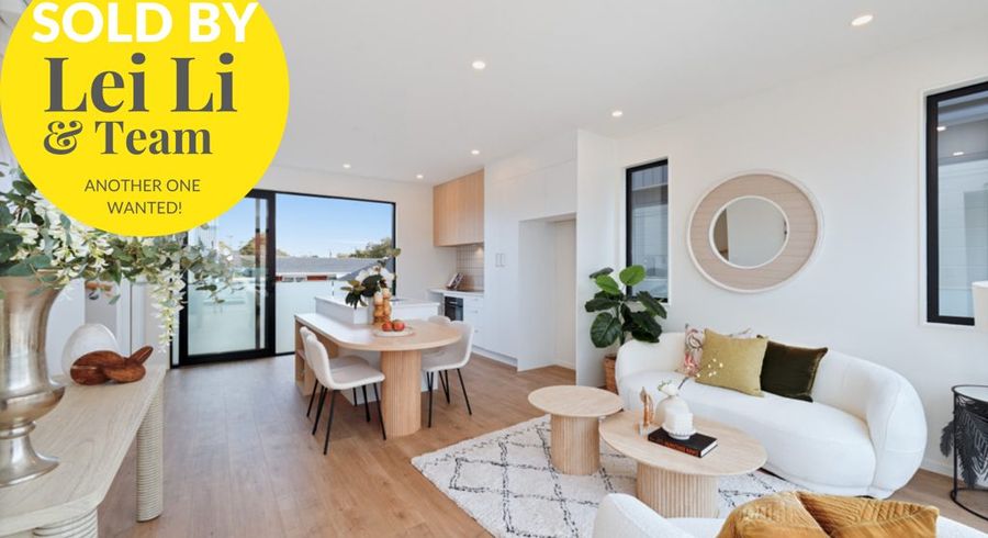  at 4/6 Shakespeare Road, Milford, North Shore City, Auckland