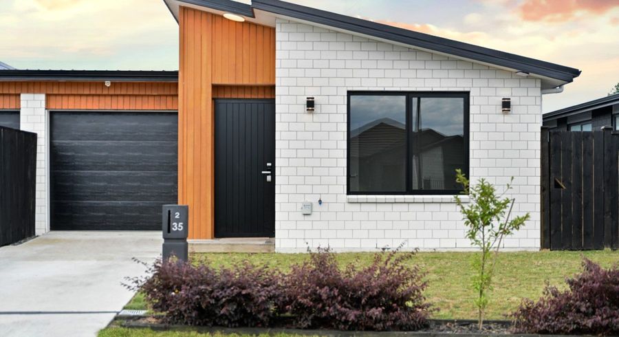  at 2/35 Tokerau Drive, Rototuna, Hamilton, Waikato