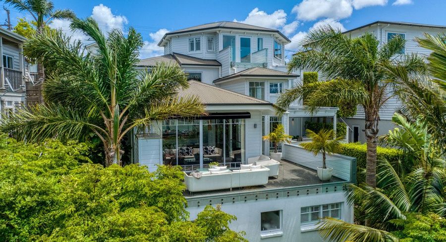  at 87 Princes Street, Northcote Point, Auckland