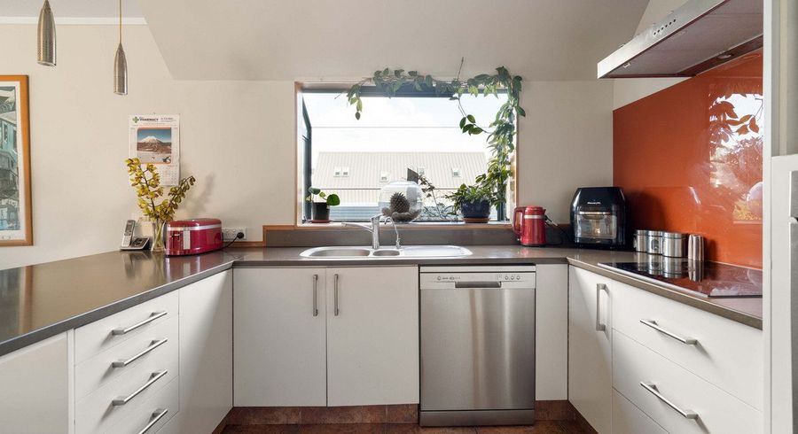  at 345a Oceanbeach Road, Mount Maunganui, Tauranga, Bay Of Plenty