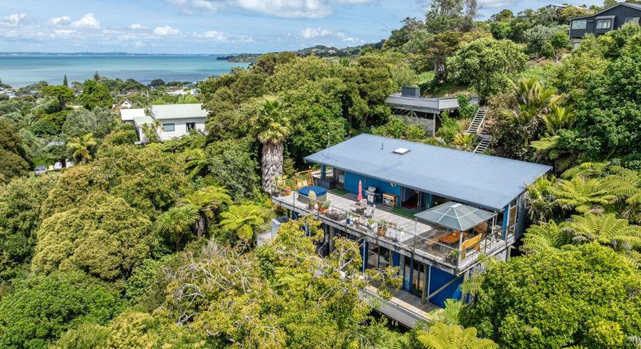  at 8 Beresford Avenue, Surfdale, Waiheke Island, Auckland