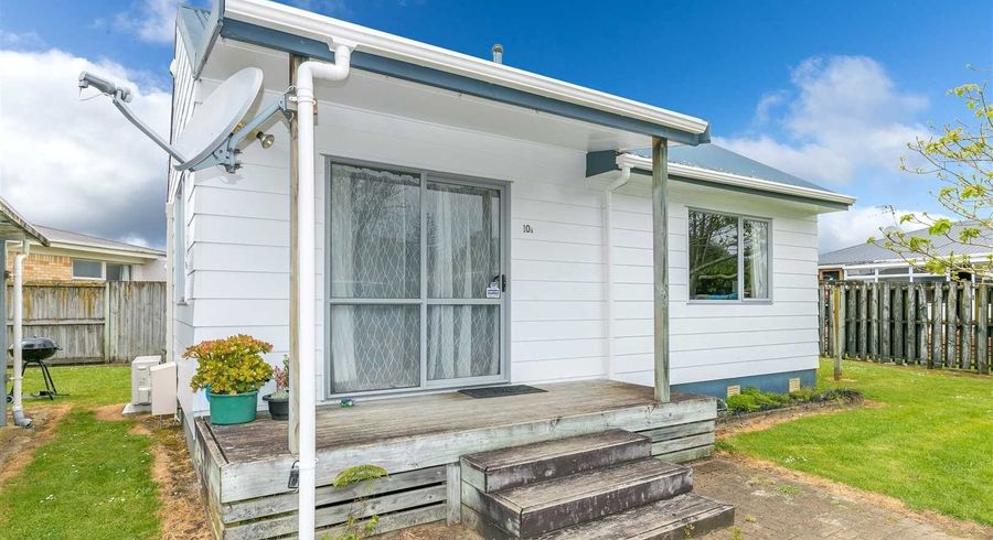  at 10A  Vesty Avenue, Hillcrest, North Shore City, Auckland