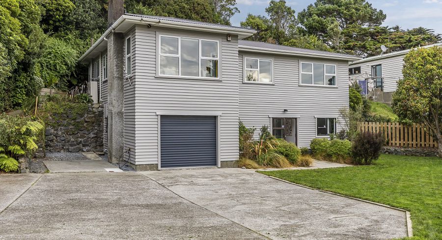  at 76 Black Rock Road, Newlands, Wellington
