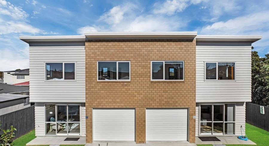  at 5A and 5B Kerrydale, Manurewa, Manukau City, Auckland