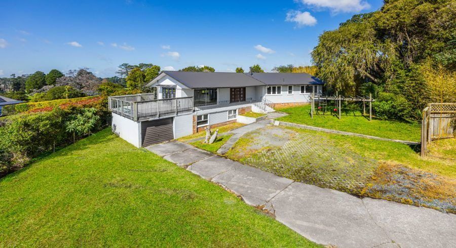  at 64 Astley Avenue, New Lynn, Waitakere City, Auckland