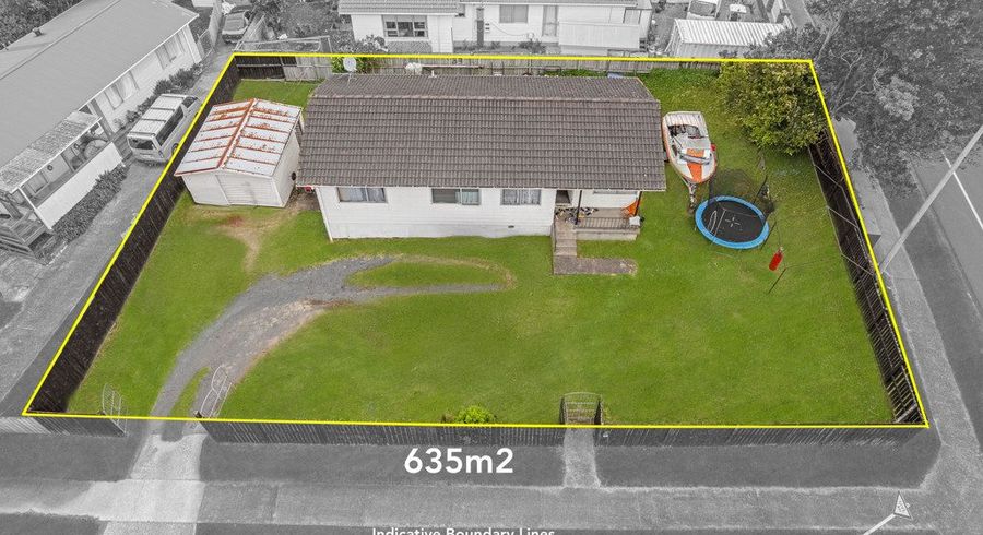  at 1 Becker Drive, Weymouth, Manukau City, Auckland