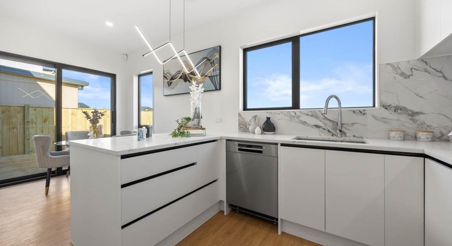  at 32 Taipahitini Road, Karaka, Franklin, Auckland
