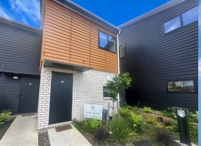  at 28 Whati Lane, Henderson, Waitakere City, Auckland