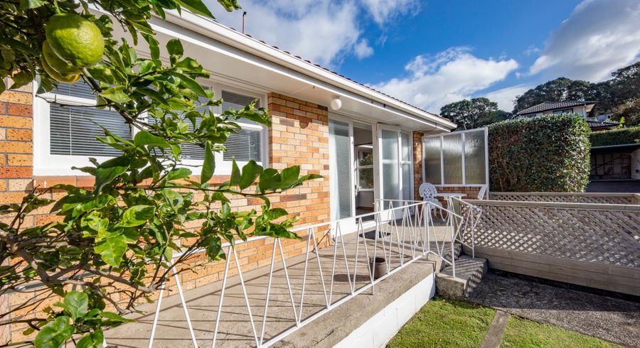  at 4/50 Turama Road, Royal Oak, Auckland