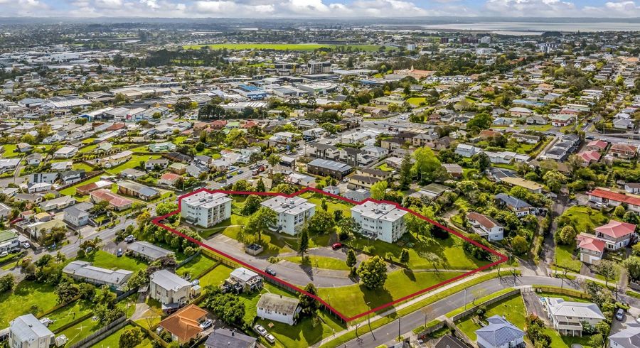  at 310-314 Blockhouse Bay Road, Avondale, Auckland City, Auckland