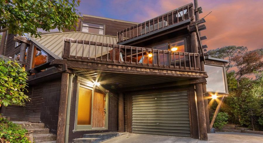  at 11 Buxtons Road, Lyttelton, Lyttelton