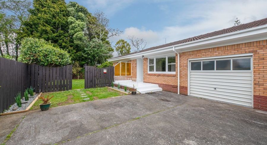  at 2/23 Alexander Avenue, Papatoetoe, Manukau City, Auckland