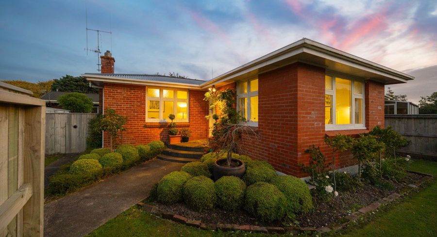  at 16 Aberdeen Avenue, Takaro, Palmerston North
