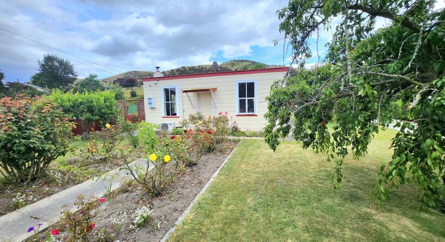  at 44 Old Slip Road, Hakataramea, Kurow