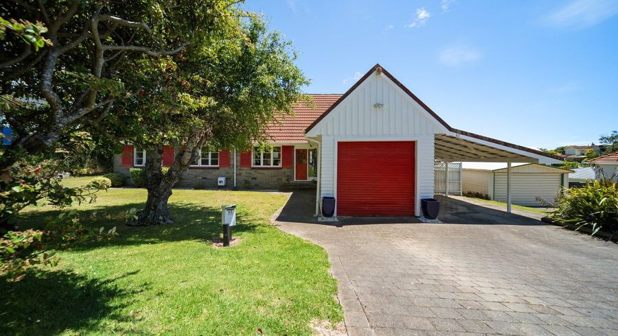  at 61 Ranui Terrace, Tawa, Wellington