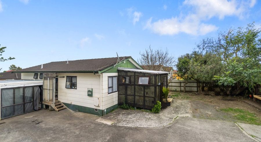  at 1/20 Burundi Avenue, Clendon Park, Manukau City, Auckland