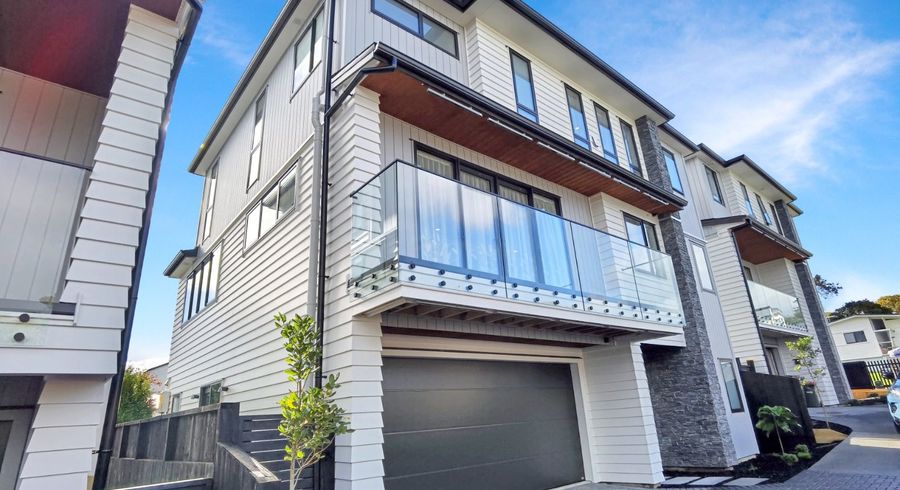  at 12B Wylie Avenue, Sunnynook, North Shore City, Auckland