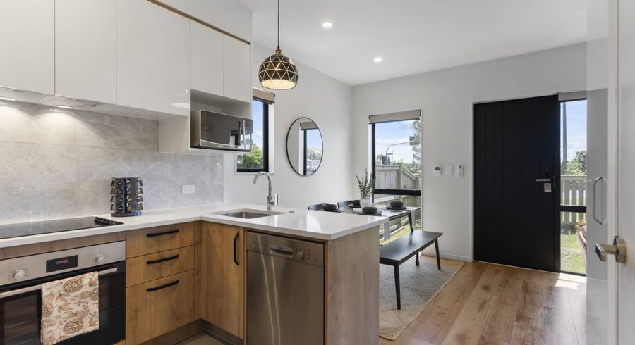  at 1/9 Schnapper Rock Road, Greenhithe, North Shore City, Auckland