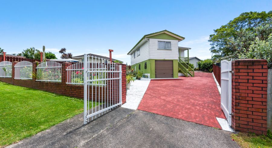  at 6 Topaz Place, Wiri, Auckland