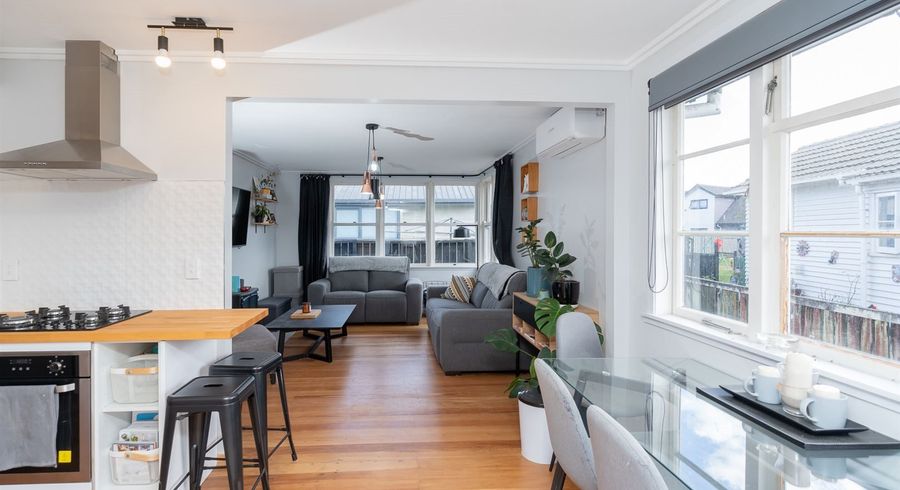  at 11 Willis Street, Bader, Hamilton
