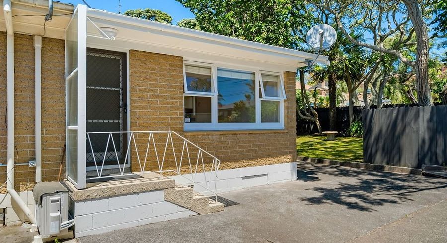  at 1/103 Landscape Road, Mount Eden, Auckland
