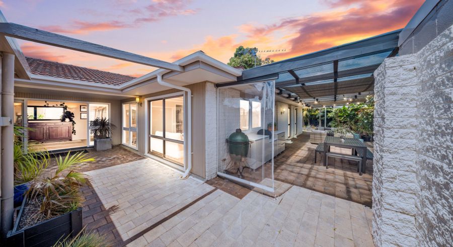  at 6 Jane Gifford Place, Half Moon Bay, Auckland