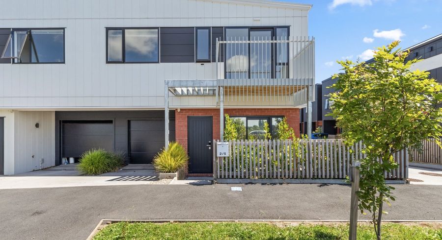  at 2/5 Dyer Street, Whitiora, Hamilton, Waikato
