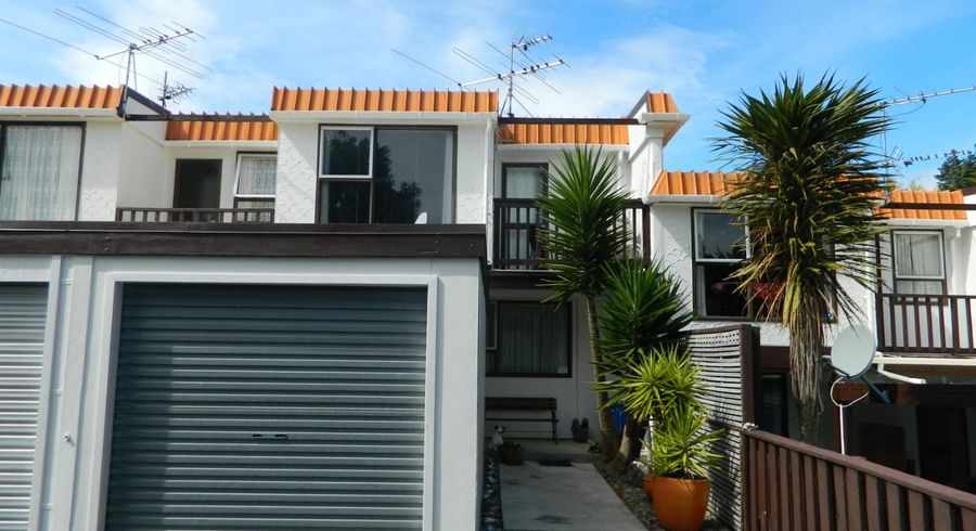  at 9B Ash Grove, Ranui, Porirua