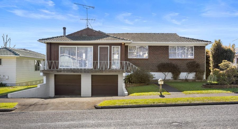  at 8 Jade Avenue, Pakuranga Heights, Manukau City, Auckland