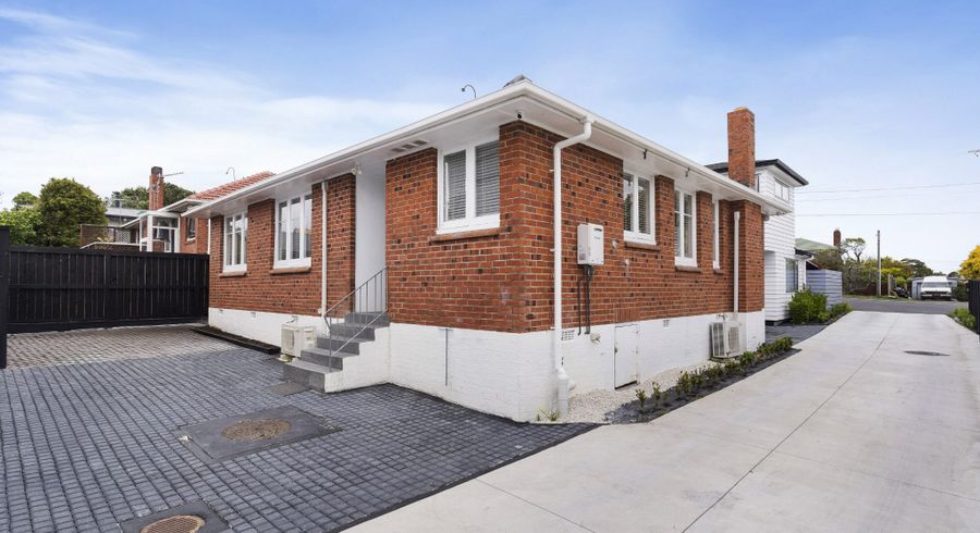  at 563B Hillsborough Road, Mount Roskill, Auckland