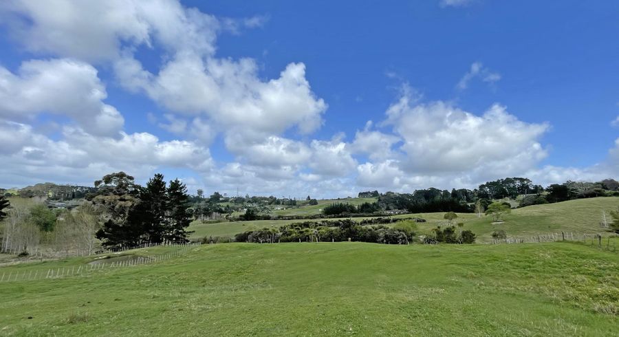  at 42 Spur Road, Stillwater, Silverdale