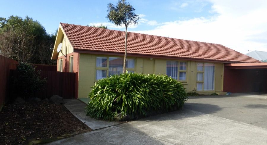  at 2/8 Stanmore Road, Linwood, Christchurch City, Canterbury