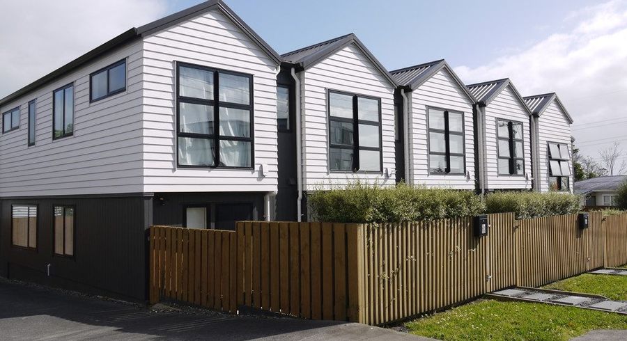  at 2E Milich Terrace, Te Atatu South, Waitakere City, Auckland