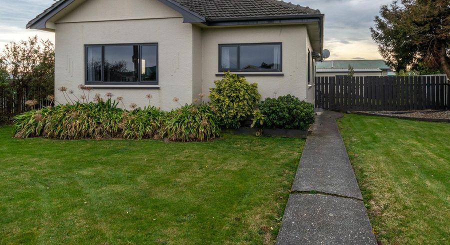  at 118  Bay Road, Grasmere, Invercargill, Southland