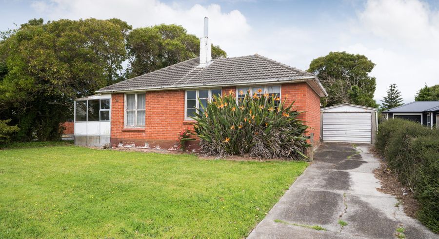  at 2 Newbury Street, Awapuni, Palmerston North, Manawatu / Whanganui