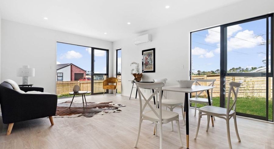  at 32 Puhikawa Street, Massey, Waitakere City, Auckland