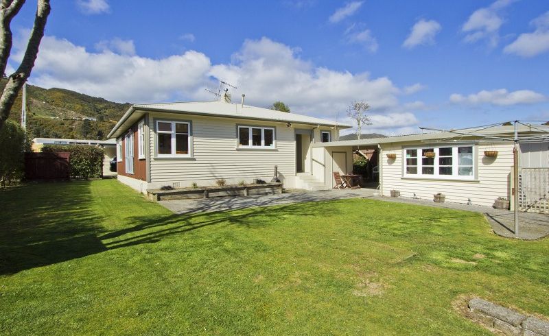  at 52 Wood Street, Wainuiomata, Lower Hutt