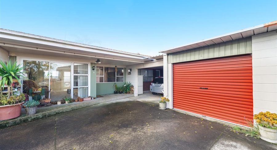  at 4/6 Ray Small Drive, Papakura, Papakura, Auckland