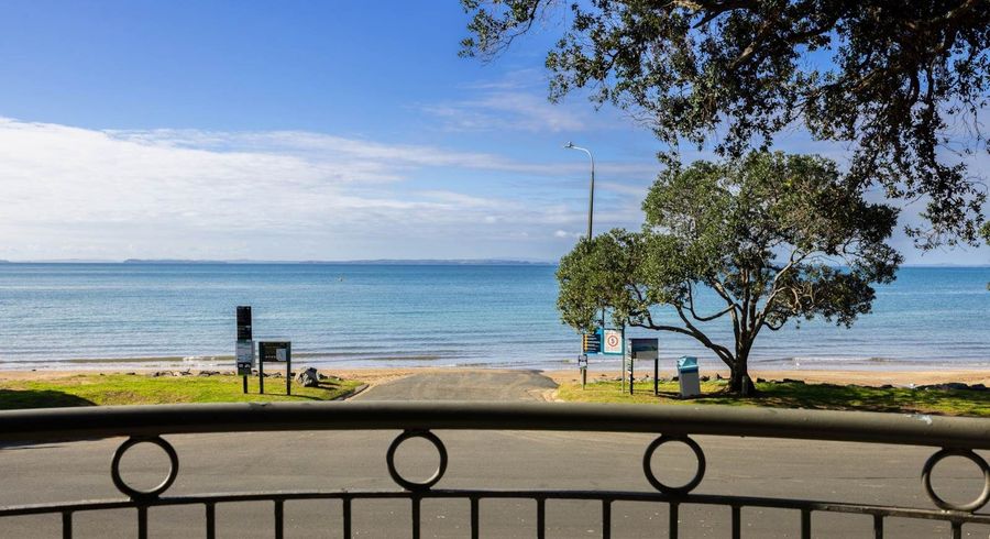  at 39 Arkles Strand, Arkles Bay, Rodney, Auckland