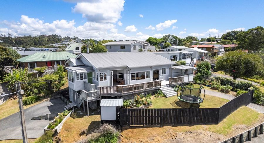  at 8 Matai Road, Stanmore Bay, Whangaparaoa