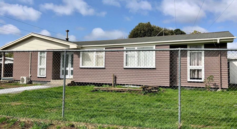  at 3 Blair Place, Otara, Auckland