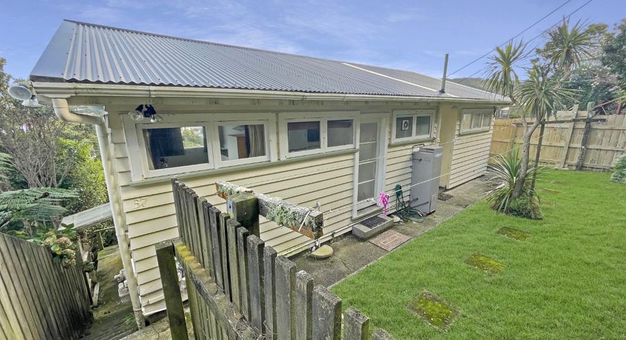  at 37 Pembroke Road, Northland, Wellington, Wellington