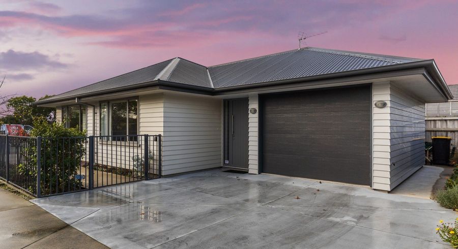  at 1/88 Travis Road, Burwood, Christchurch