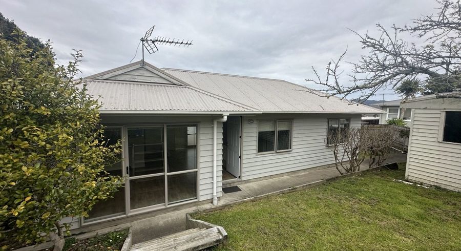  at 19A Waitaki Street, Henderson, Waitakere City, Auckland