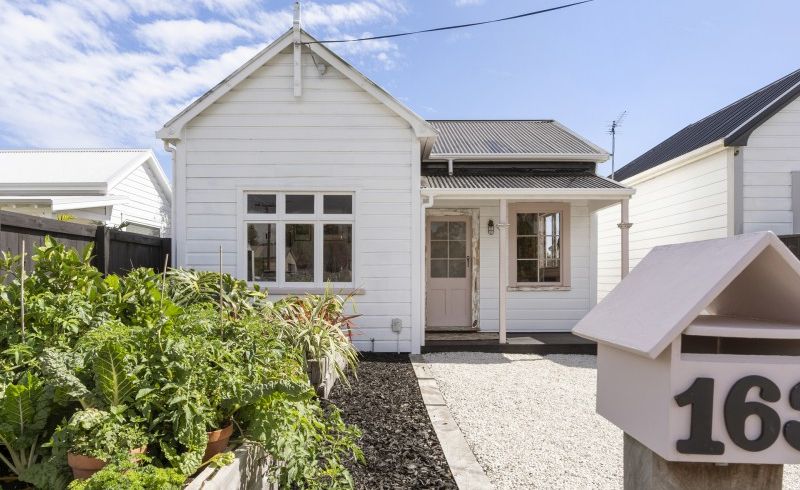  at 163 Lemon Street, Strandon, New Plymouth